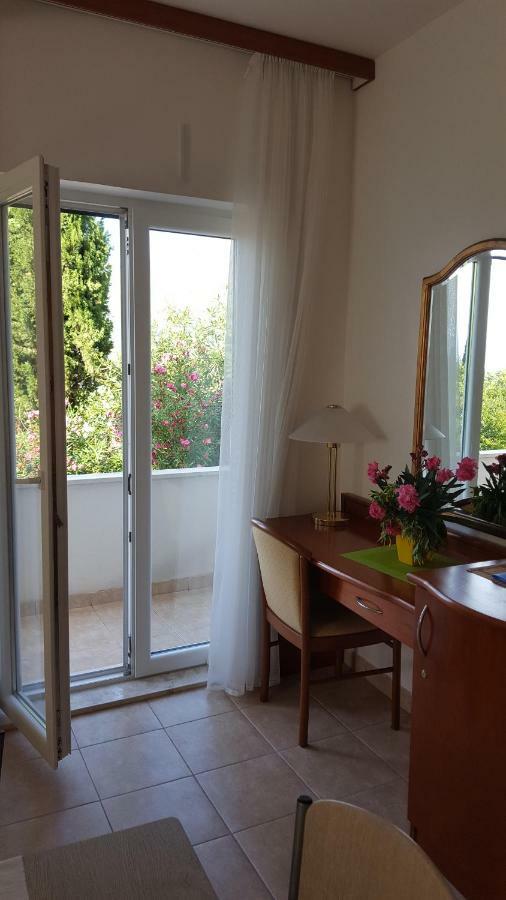 Guest House Sol Cavtat Εξωτερικό φωτογραφία